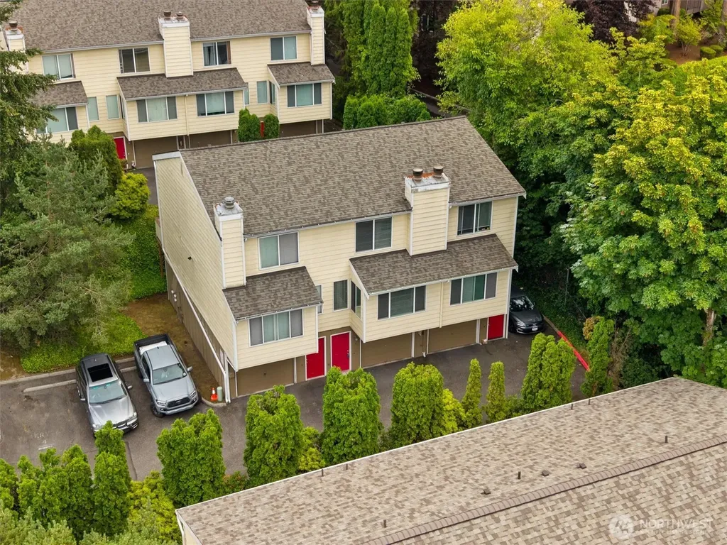11802 98th Avenue NE Kirkland WA 98034