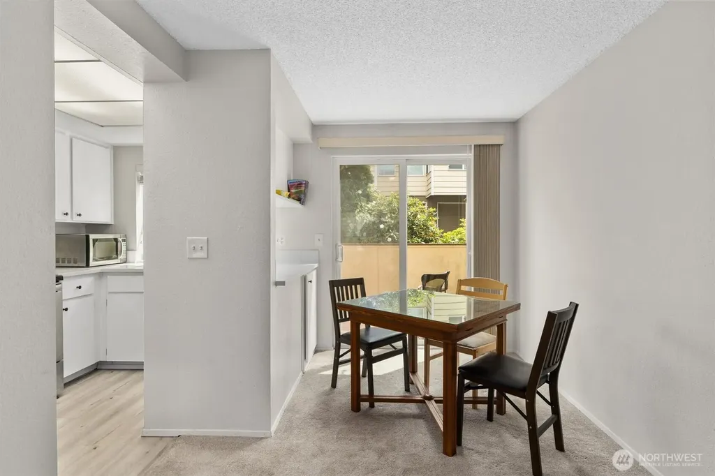 11802 98th Avenue NE Kirkland WA 98034