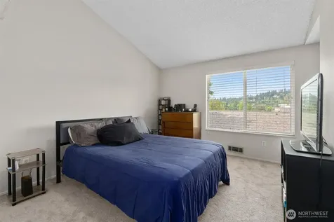 11802 98th Avenue NE Kirkland WA 98034