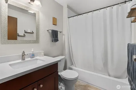 11802 98th Avenue NE Kirkland WA 98034