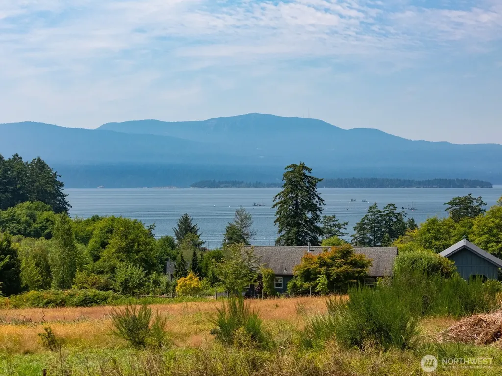 2077 Granger Way Lummi Island WA 98262