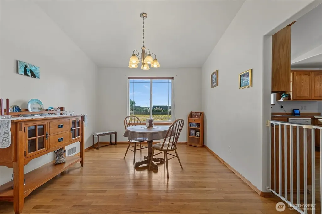 180 Kowntee Street Camano Island WA 98282
