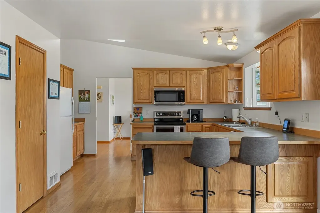 180 Kowntee Street Camano Island WA 98282