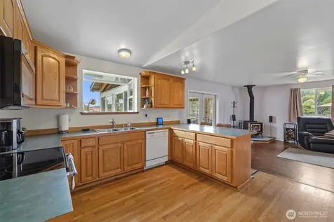 180 Kowntee Street Camano Island WA 98282