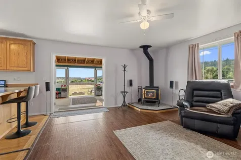 180 Kowntee Street Camano Island WA 98282
