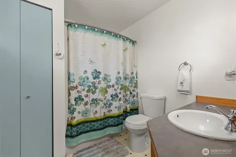 180 Kowntee Street Camano Island WA 98282