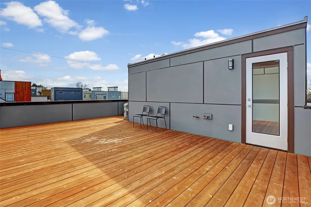 6219 20th Avenue NW Seattle WA 98107