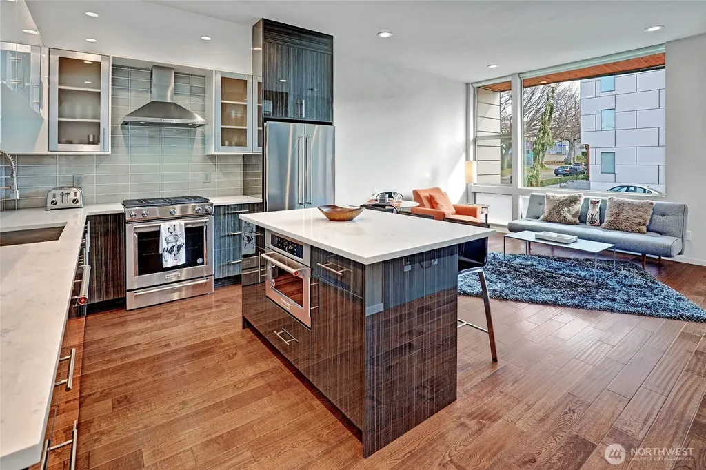 6219 20th Avenue NW Seattle WA 98107