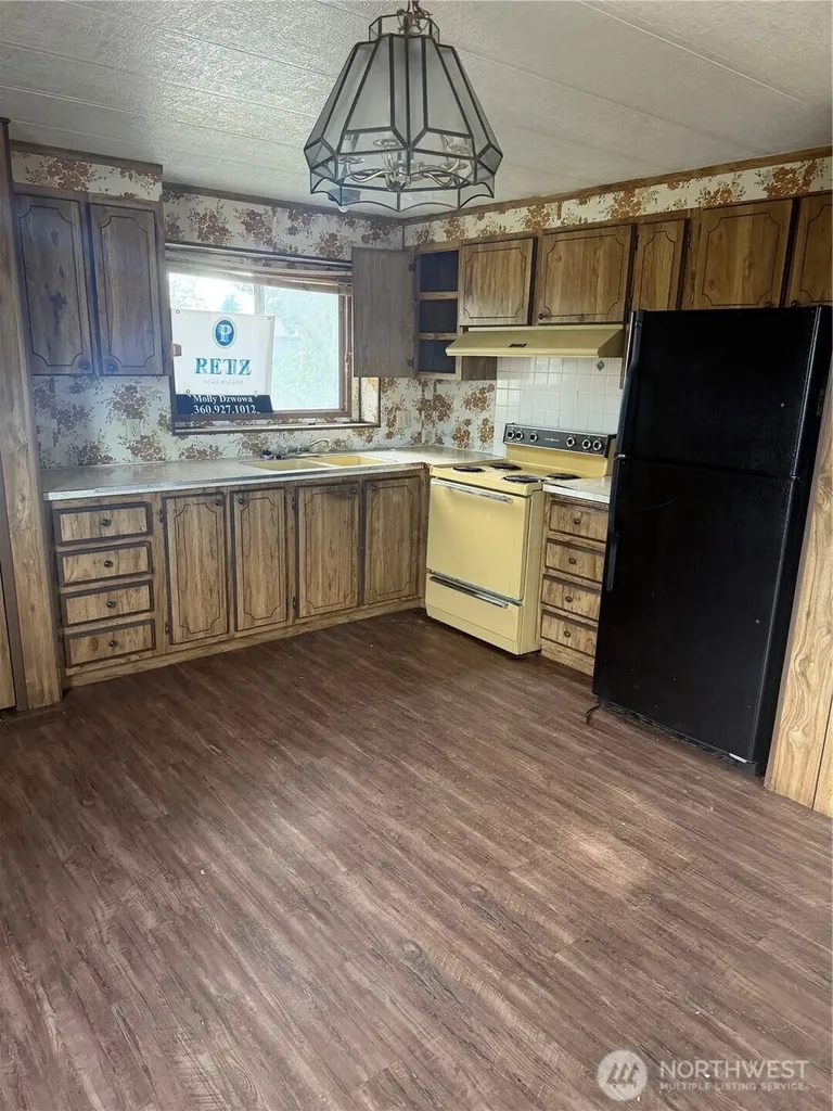 380 E Pole Road Lynden WA 98264