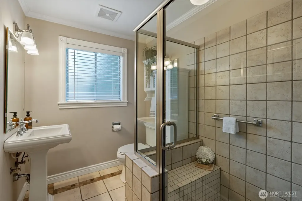 4025 Brouse Boulevard W University Place WA 98466