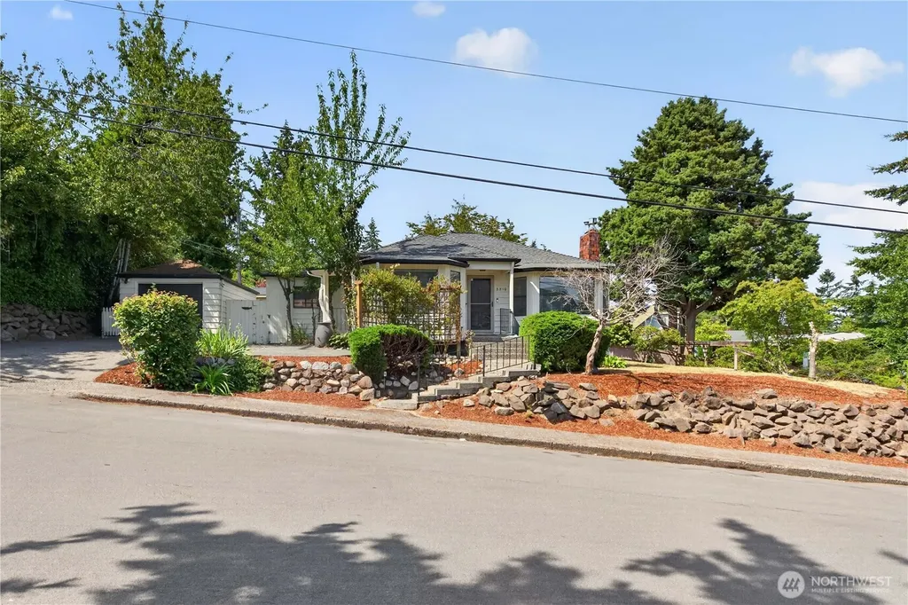 3310 SW 104th Street Seattle WA 98146