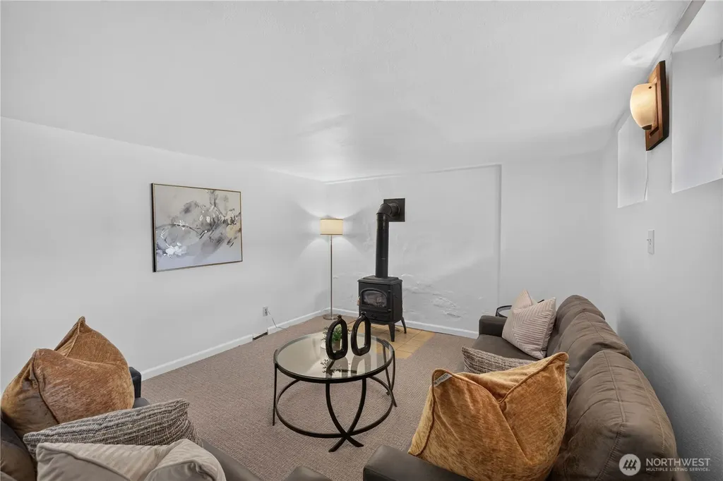 3310 SW 104th Street Seattle WA 98146