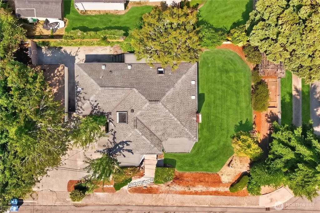 3310 SW 104th Street Seattle WA 98146