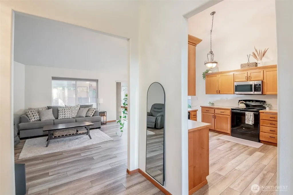 1405 NE Riddell Avenue Orting WA 98360