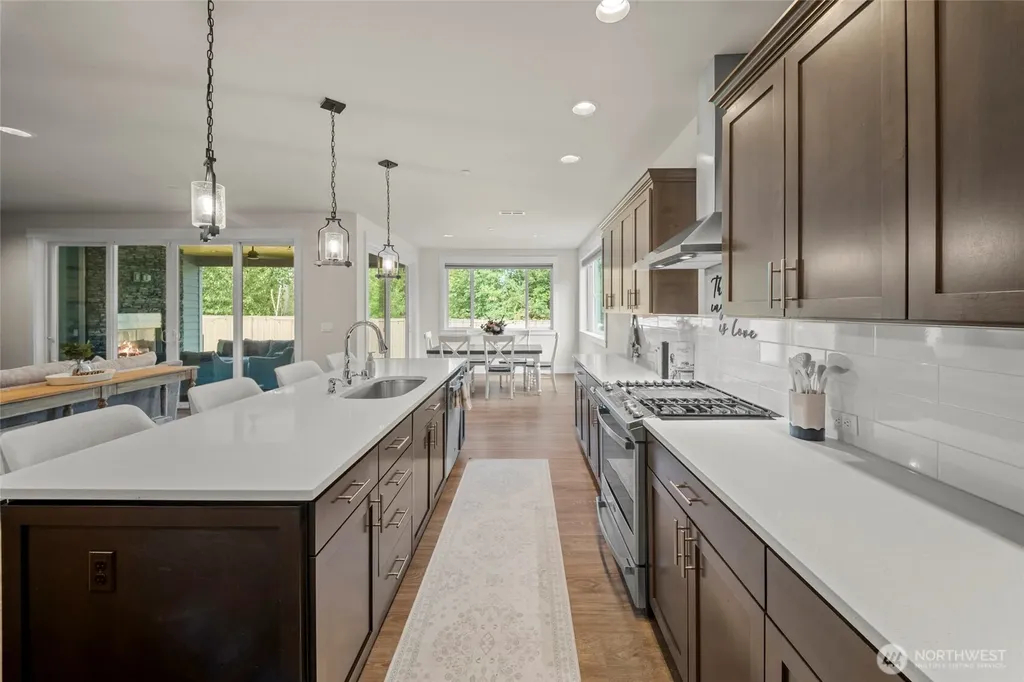 7704 Connells Prairie Road E Bonney Lake WA 98391