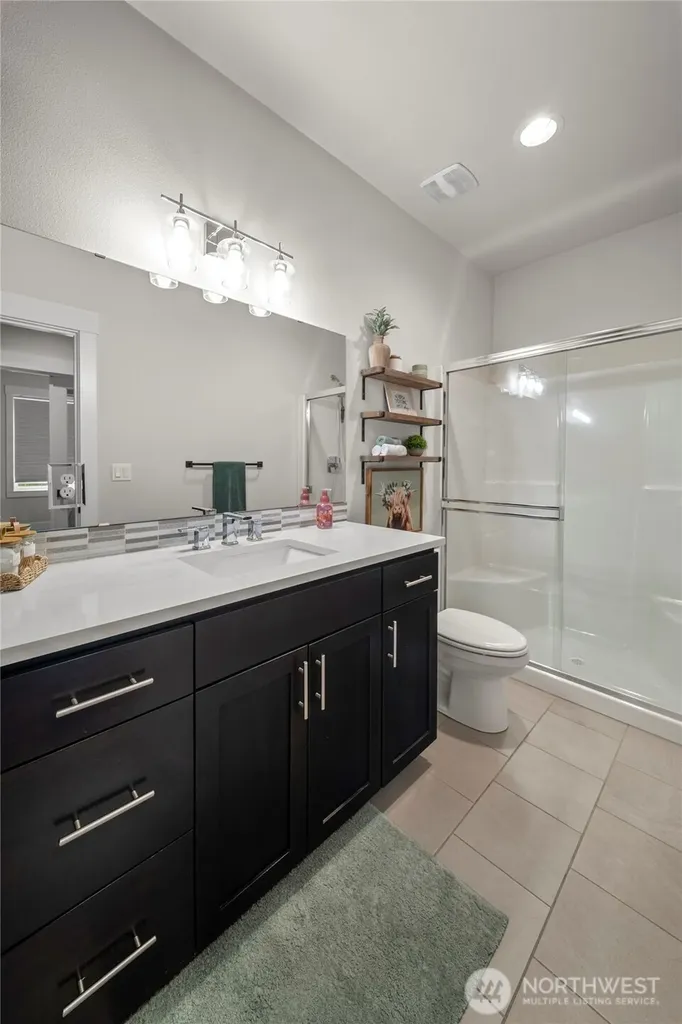 7704 Connells Prairie Road E Bonney Lake WA 98391