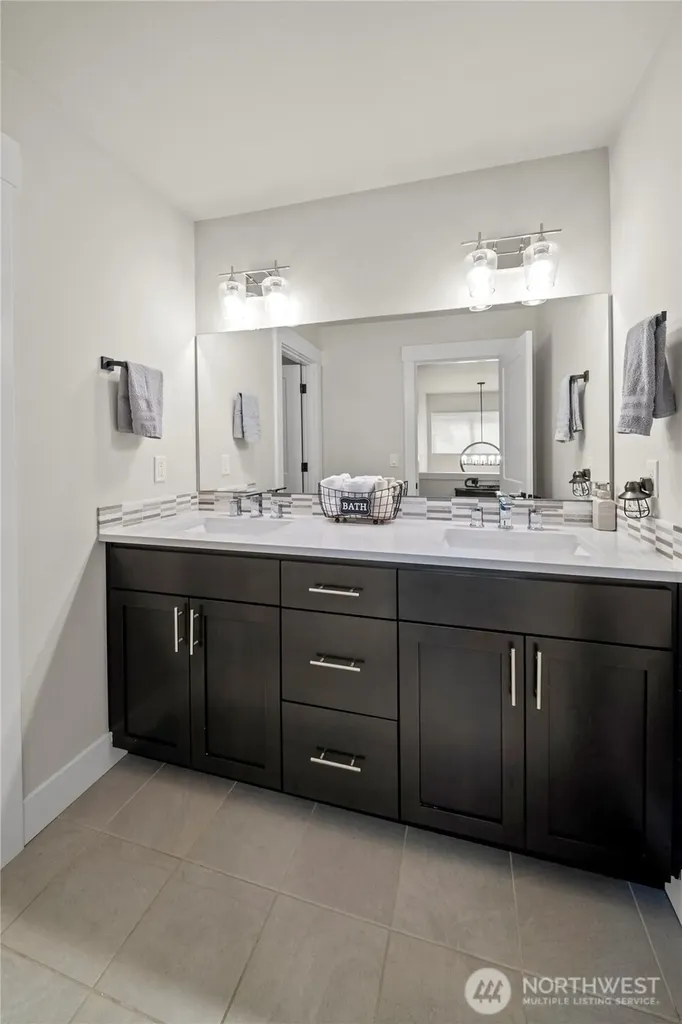 7704 Connells Prairie Road E Bonney Lake WA 98391