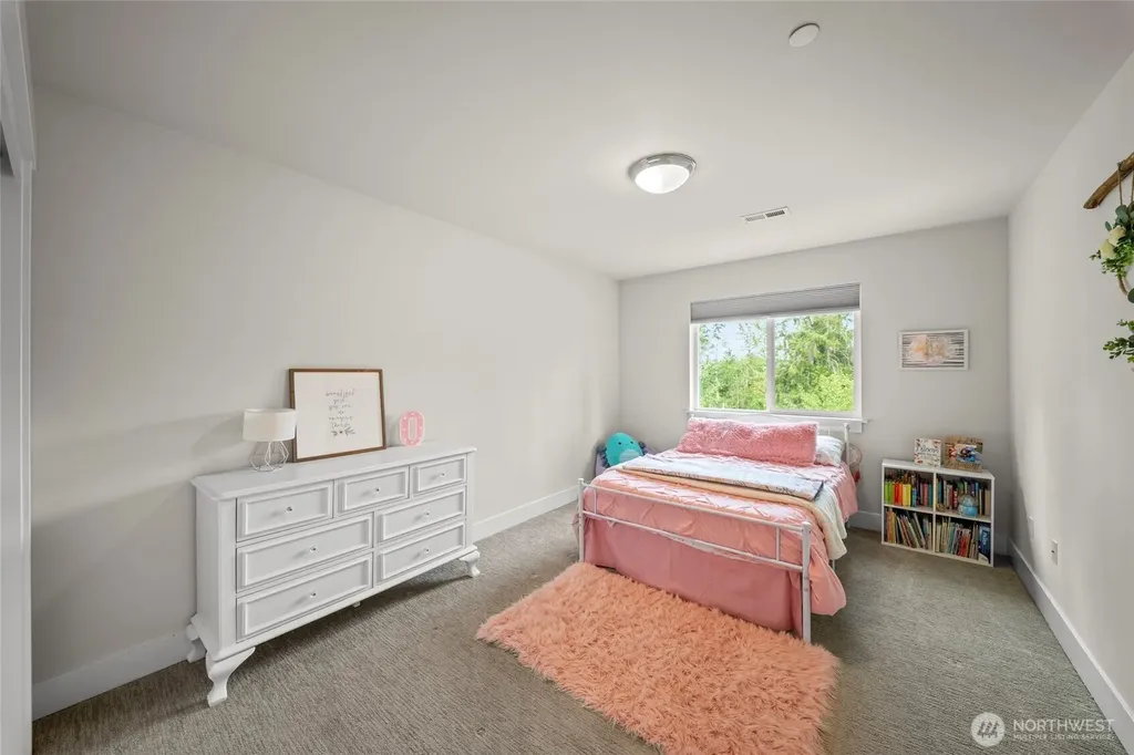 7704 Connells Prairie Road E Bonney Lake WA 98391