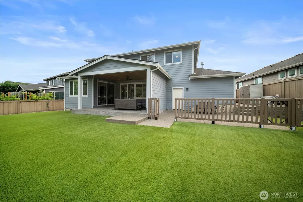 7704 Connells Prairie Road E Bonney Lake WA 98391