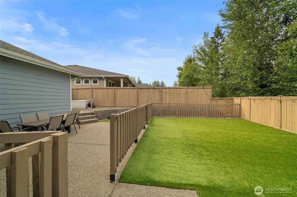 7704 Connells Prairie Road E Bonney Lake WA 98391