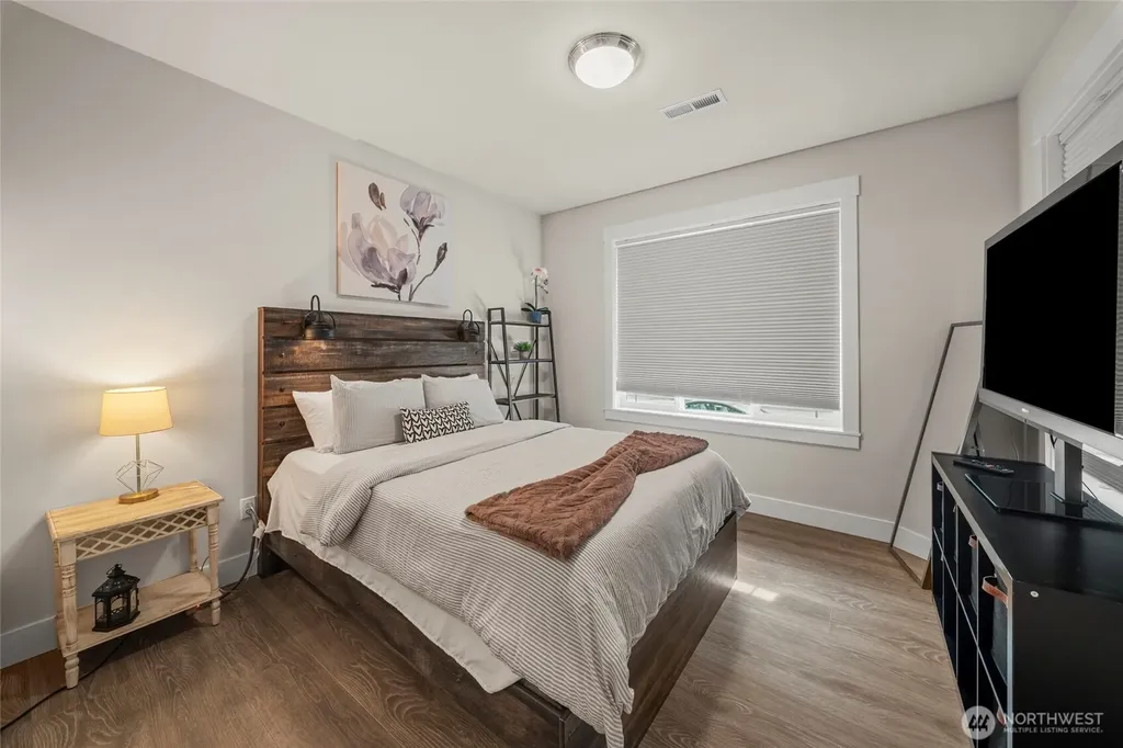 7704 Connells Prairie Road E Bonney Lake WA 98391