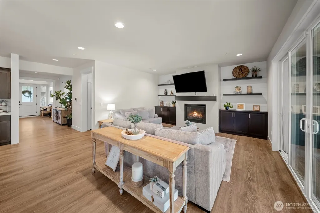 7704 Connells Prairie Road E Bonney Lake WA 98391