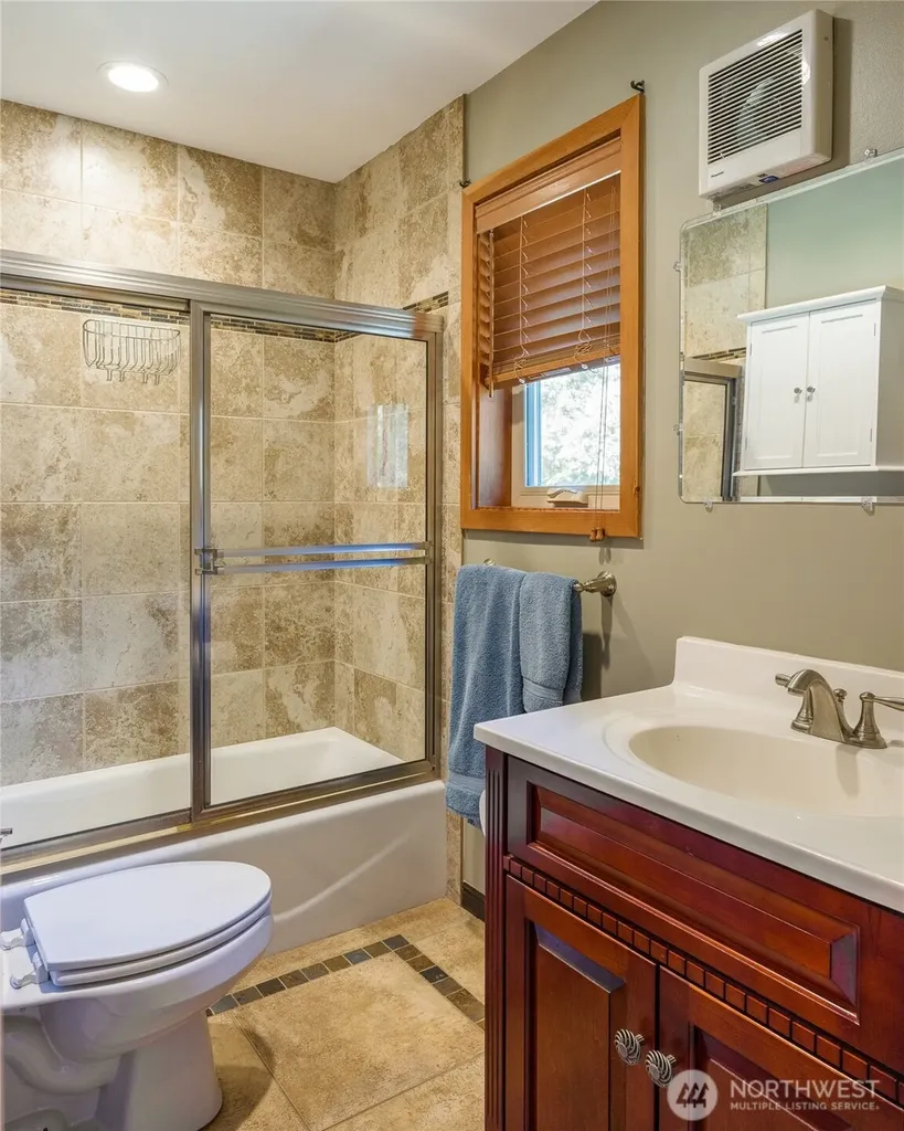 1028 Cross Road Lopez Island WA 98261