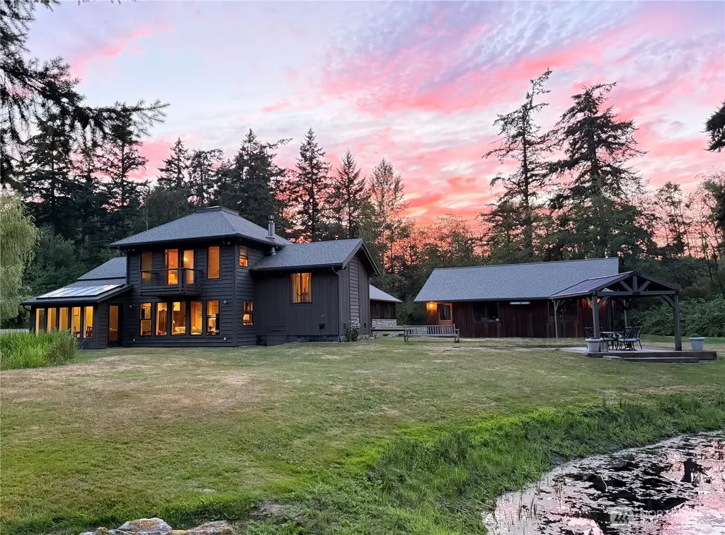 1028 Cross Road Lopez Island WA 98261