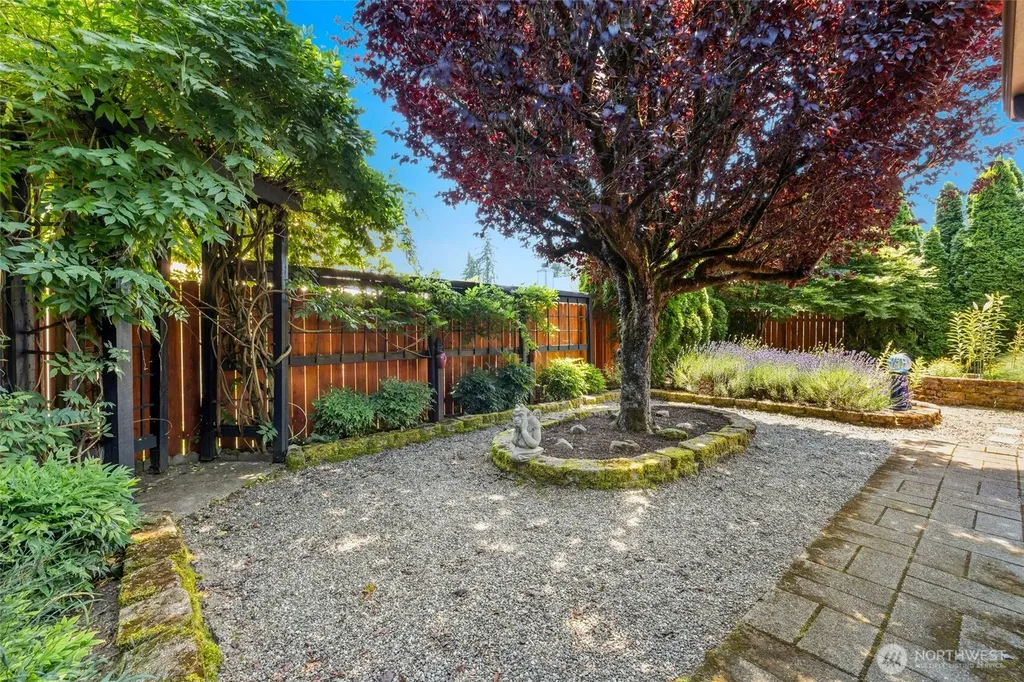 20 113th Street SE Everett WA 98208