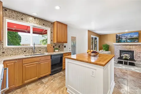 20 113th Street SE Everett WA 98208