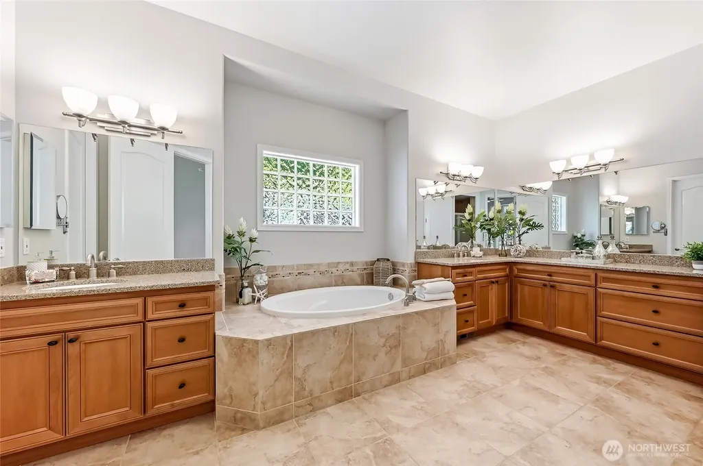 24270 NE 131st Terrace Redmond WA 98053