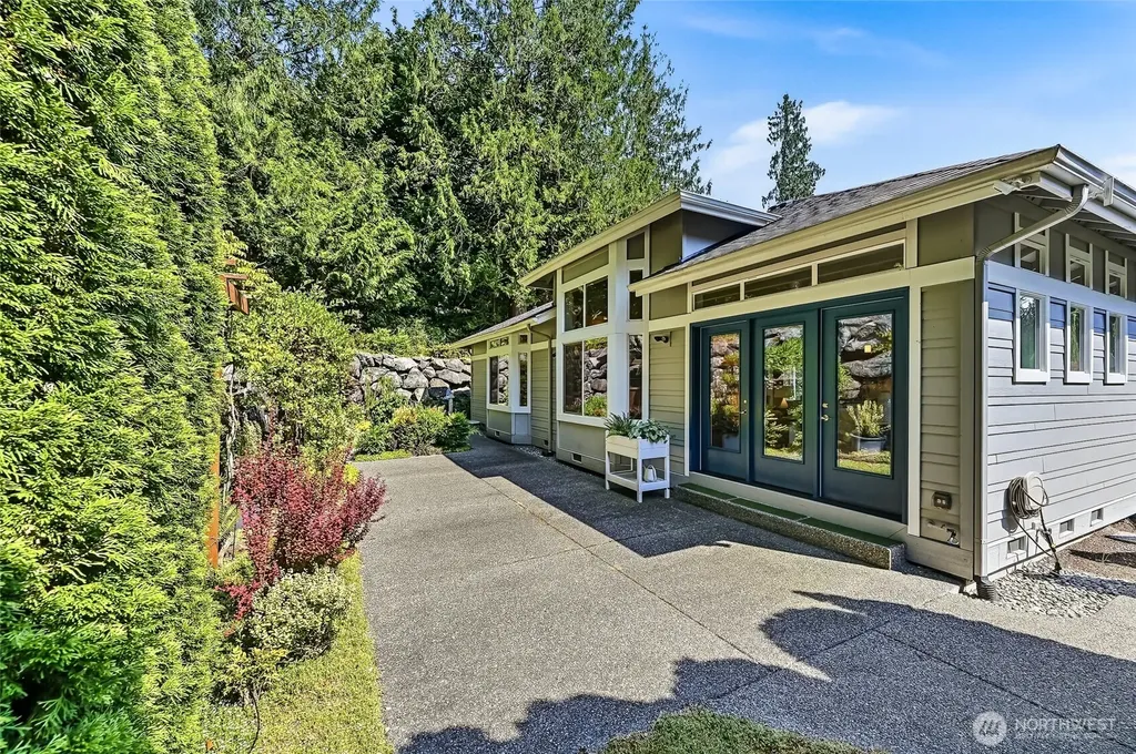 24270 NE 131st Terrace Redmond WA 98053