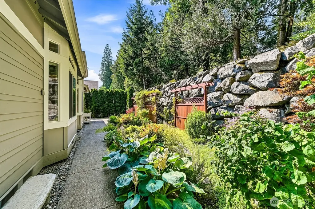 24270 NE 131st Terrace Redmond WA 98053