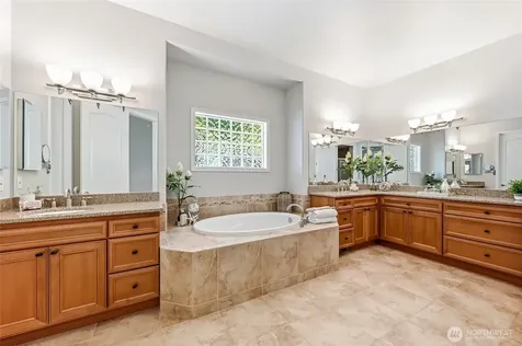 24270 NE 131st Terrace Redmond WA 98053