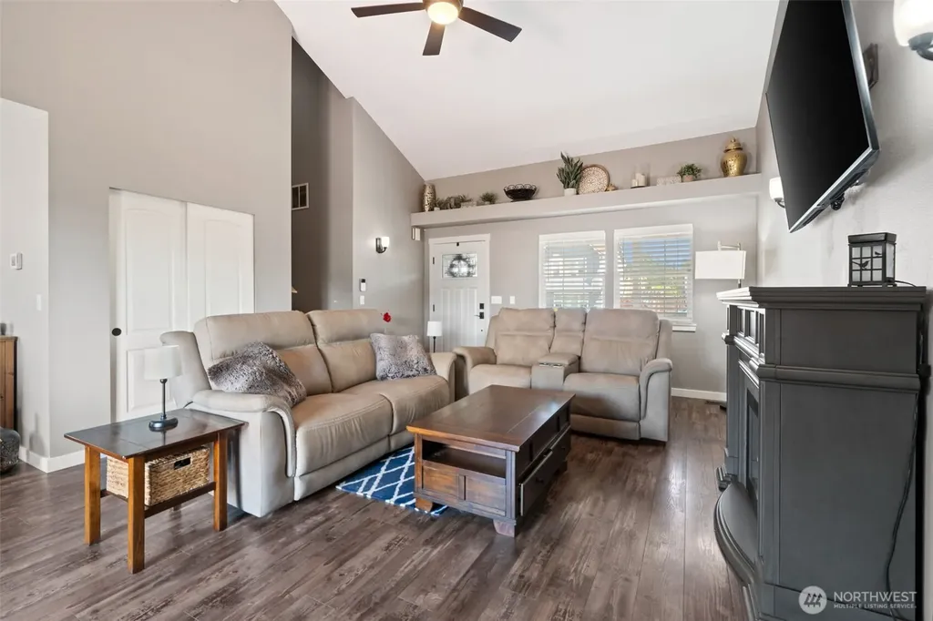 3512 Nanette Lane SE Port Orchard WA 98366