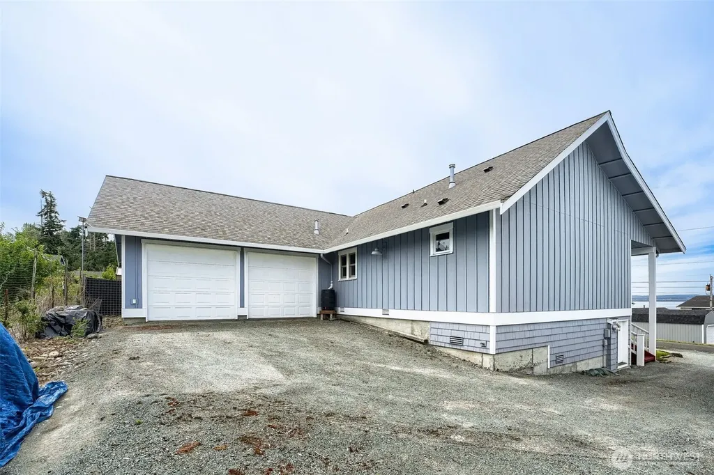 18729 100th Avenue NW Stanwood WA 98292