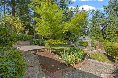 18224 24th Avenue NE Shoreline WA 98155