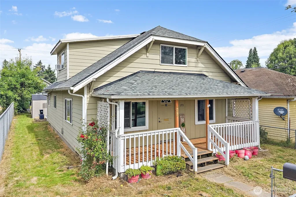 293 17th Avenue Longview WA 98632