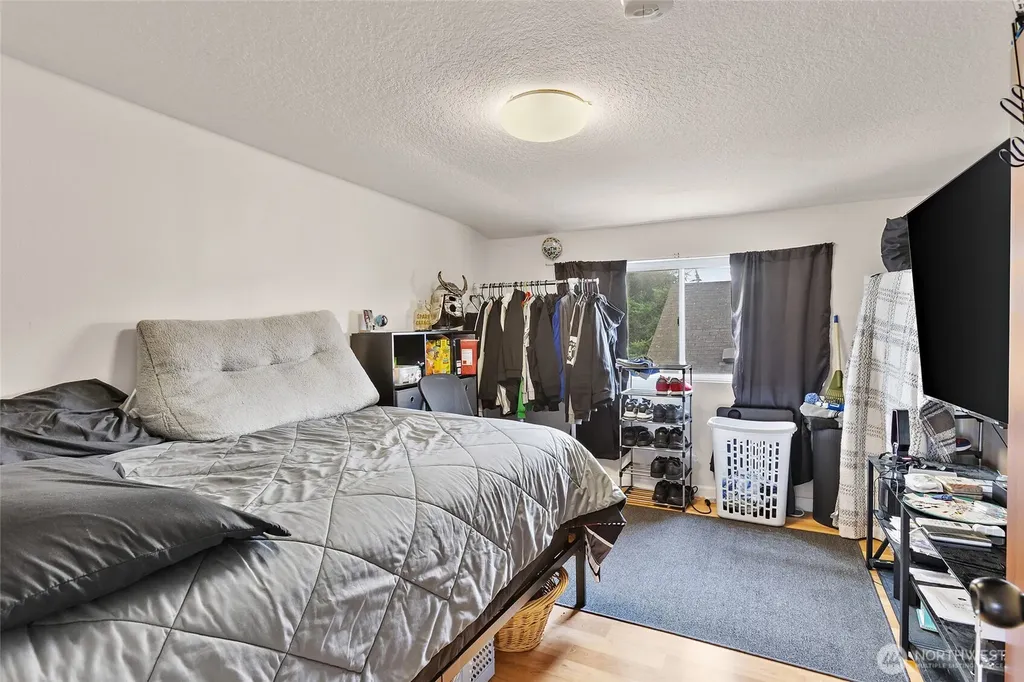 293 17th Avenue Longview WA 98632