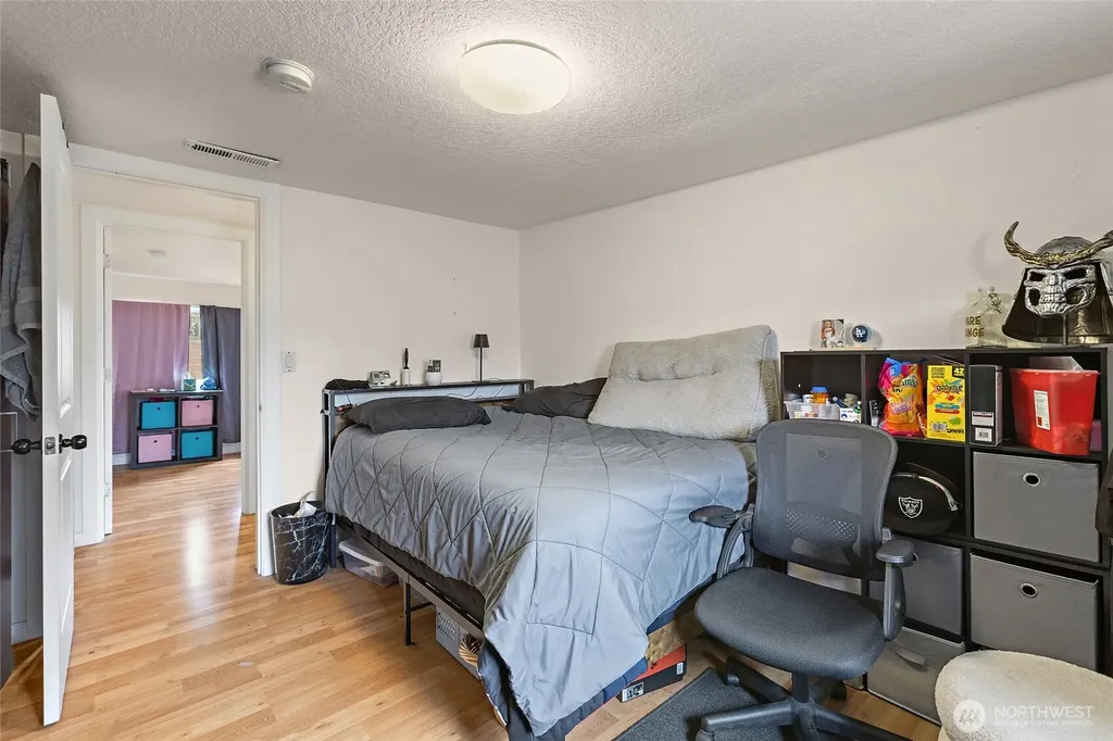 293 17th Avenue Longview WA 98632