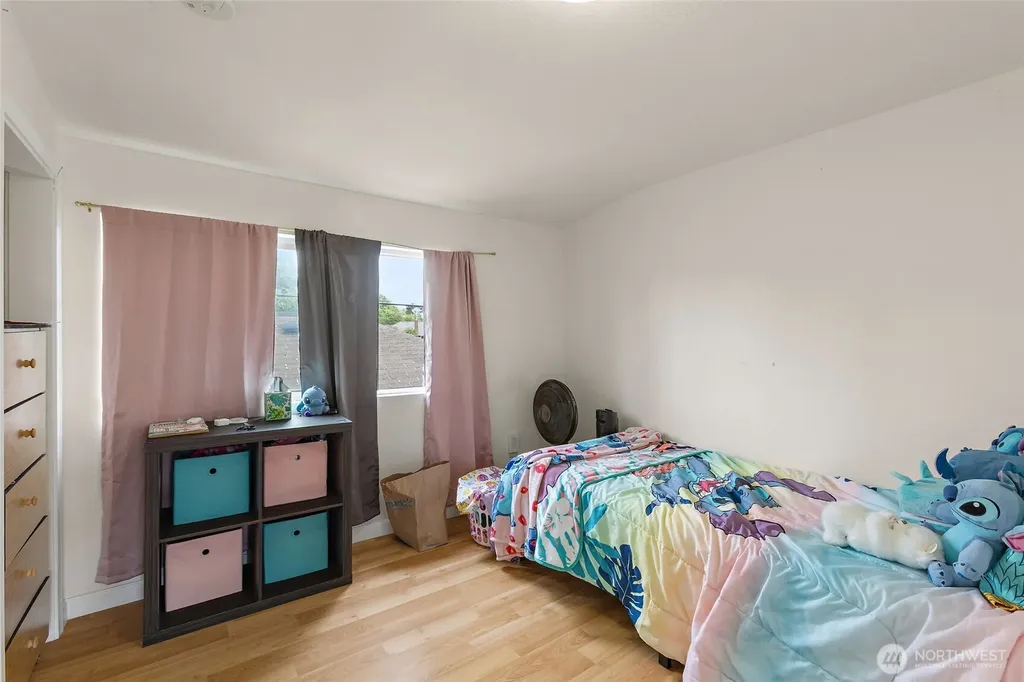 293 17th Avenue Longview WA 98632