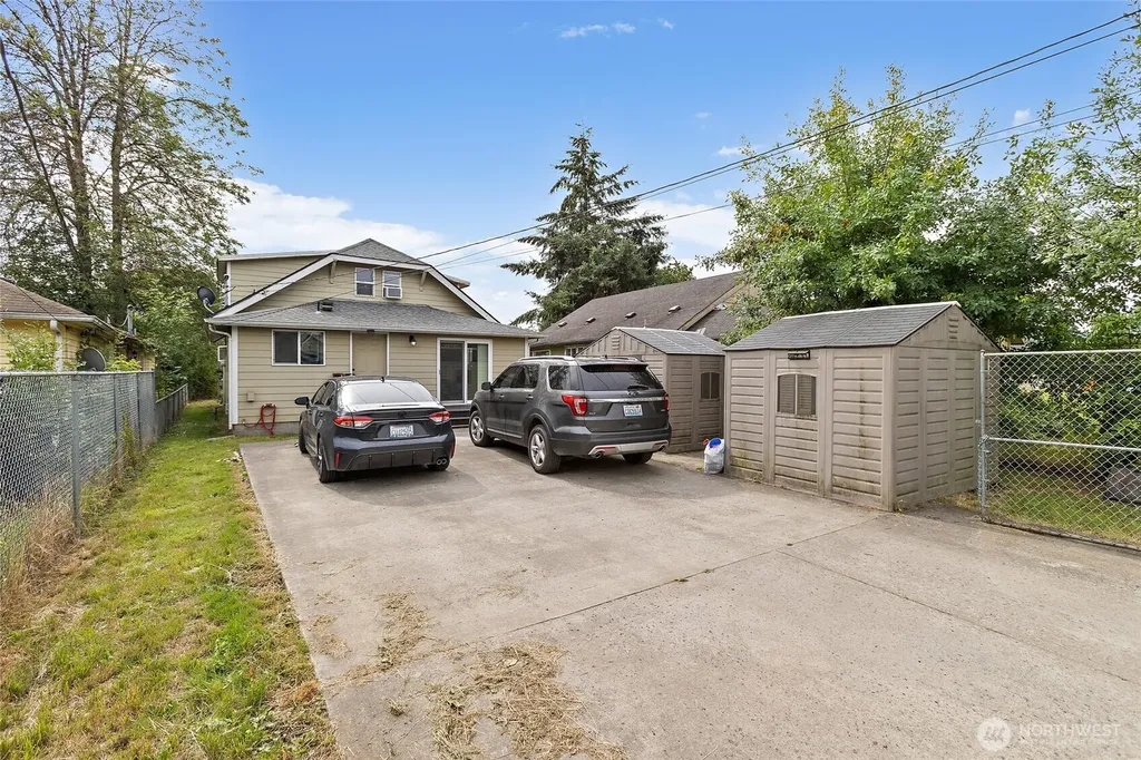 293 17th Avenue Longview WA 98632
