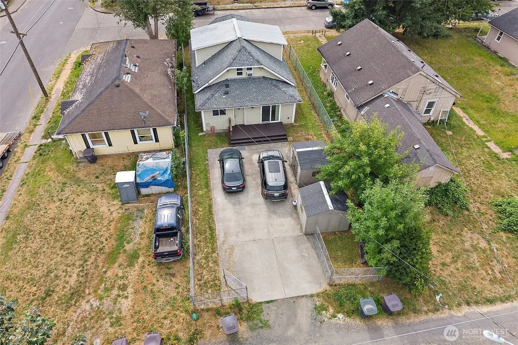 293 17th Avenue Longview WA 98632