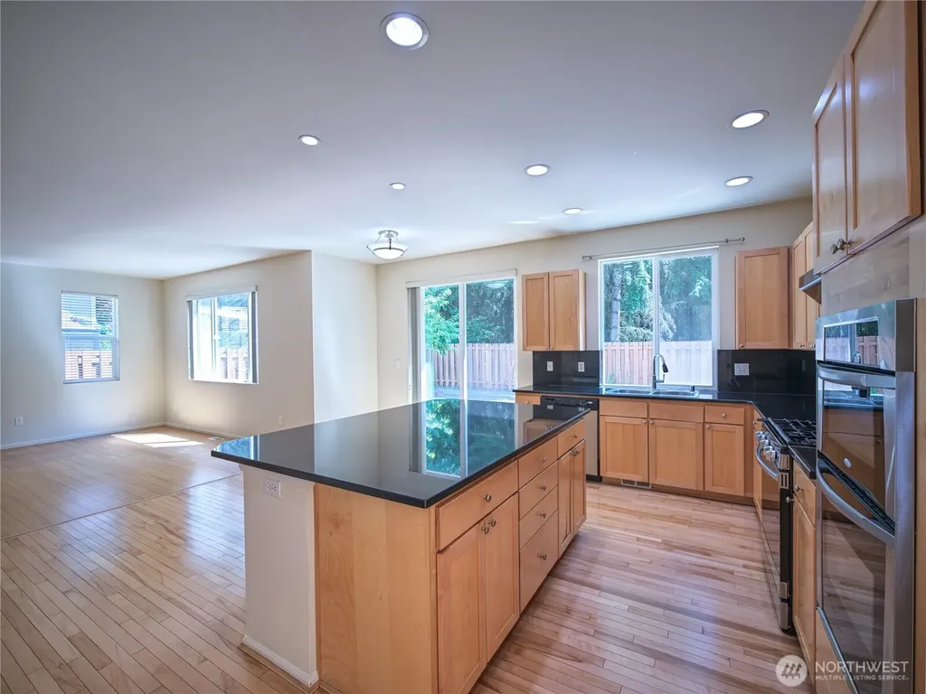 1610 73rd Street SE Auburn WA 98092