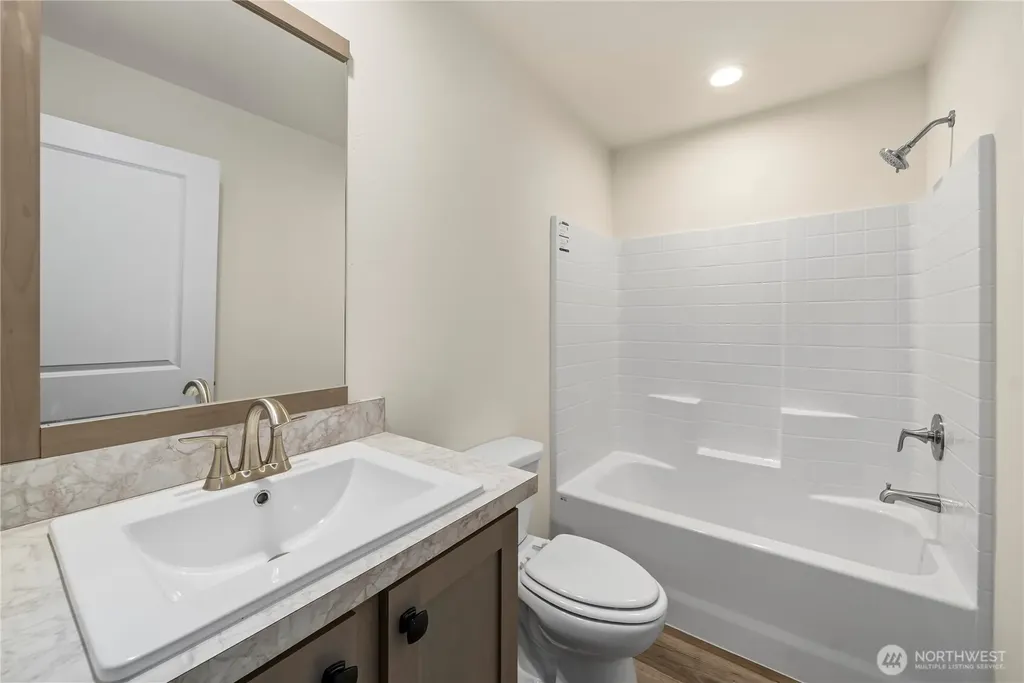 101 E Peyton Place Shelton WA 98584