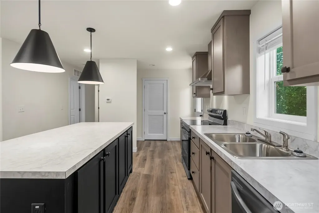 101 E Peyton Place Shelton WA 98584