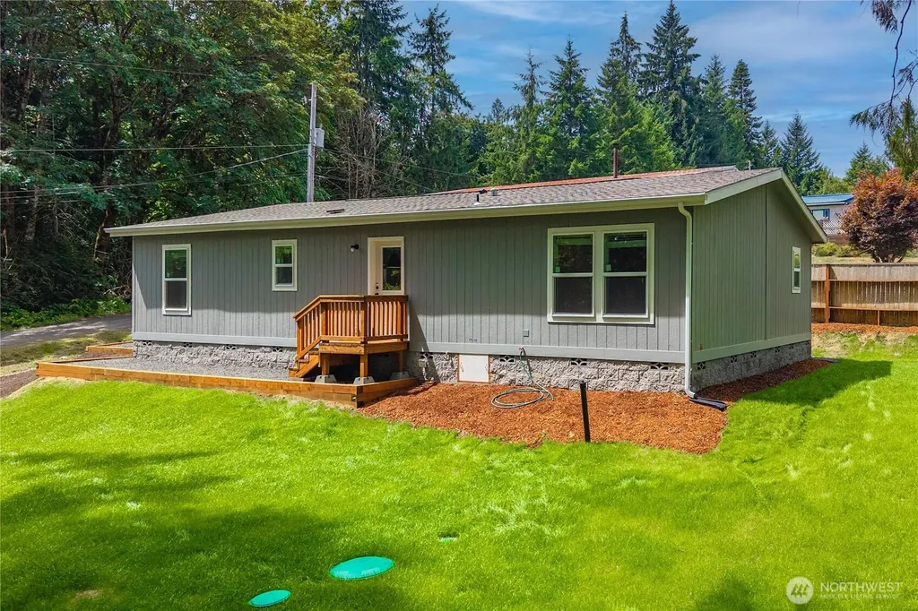 101 E Peyton Place Shelton WA 98584