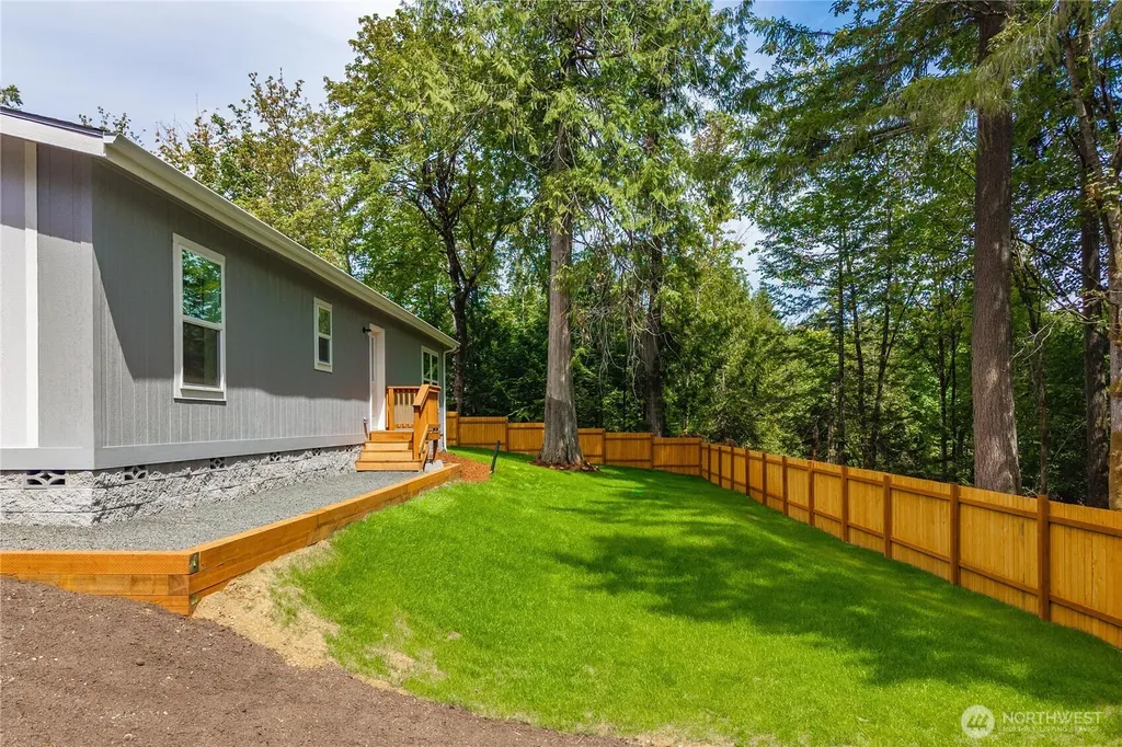 101 E Peyton Place Shelton WA 98584