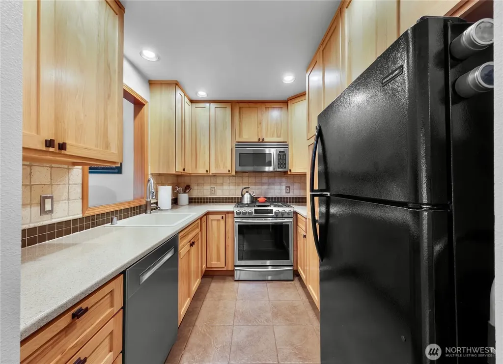 7875 Silver Lake Road Maple Falls WA 98266