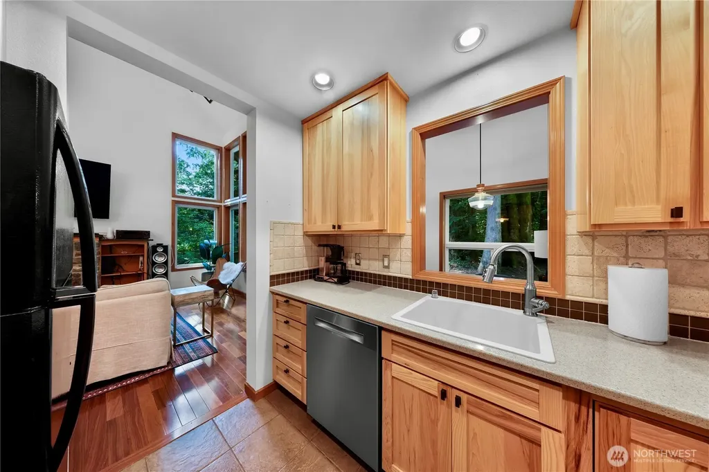 7875 Silver Lake Road Maple Falls WA 98266
